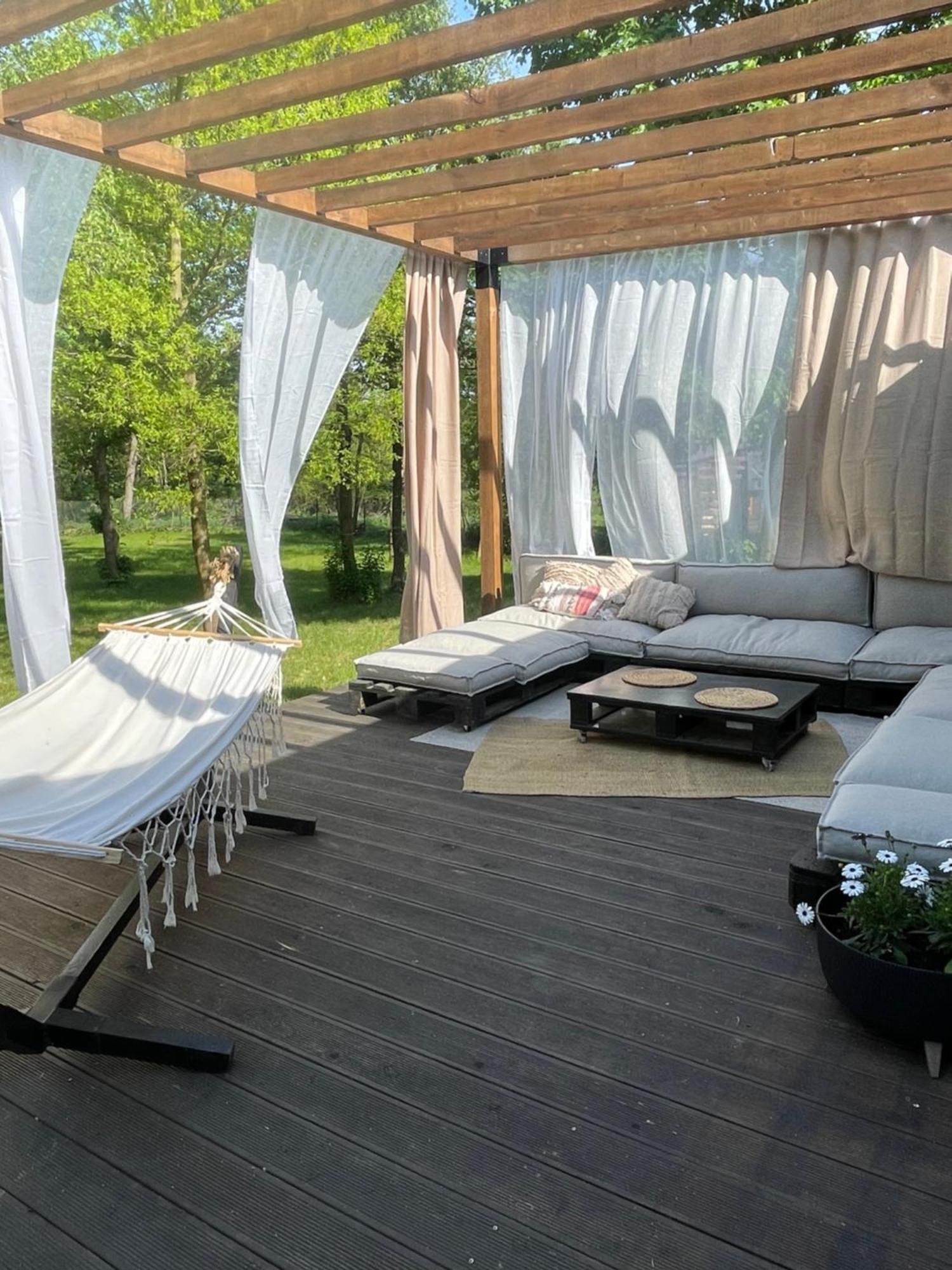 Kontener Nad Rzeka Holiday home *