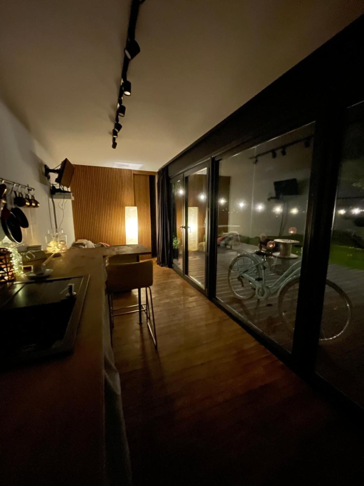 Kontener Nad Rzeka Holiday home Grabie
